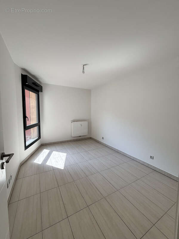 3P au calme, terrasse et parking, rés récente - photo 8