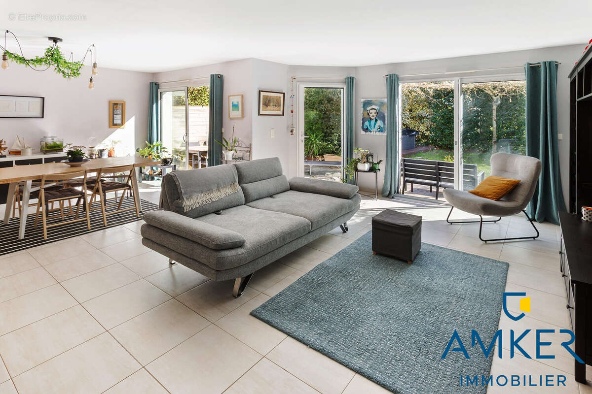 Maison à LA CHAPELLE-SUR-ERDRE