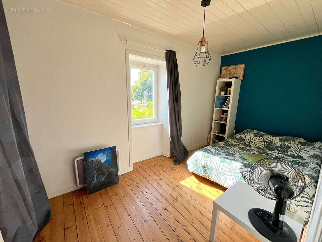 Maison à SAINTE-SOULLE