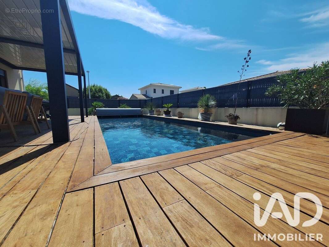 Maison 120 m² à Beauvallon  - photo 2