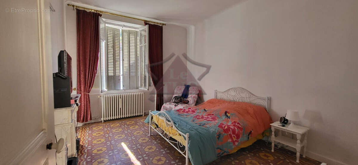 Maison à MOLIERES-SUR-CEZE