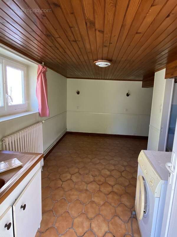 Maison 82 m² à Angouleme  - photo 10
