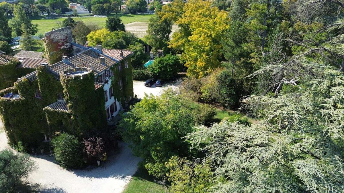 Appartement à LE PONTET