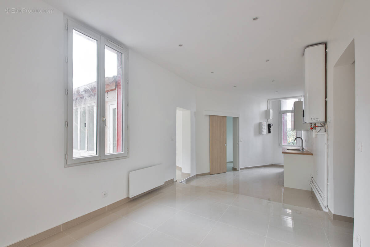 Appartement à NANTERRE