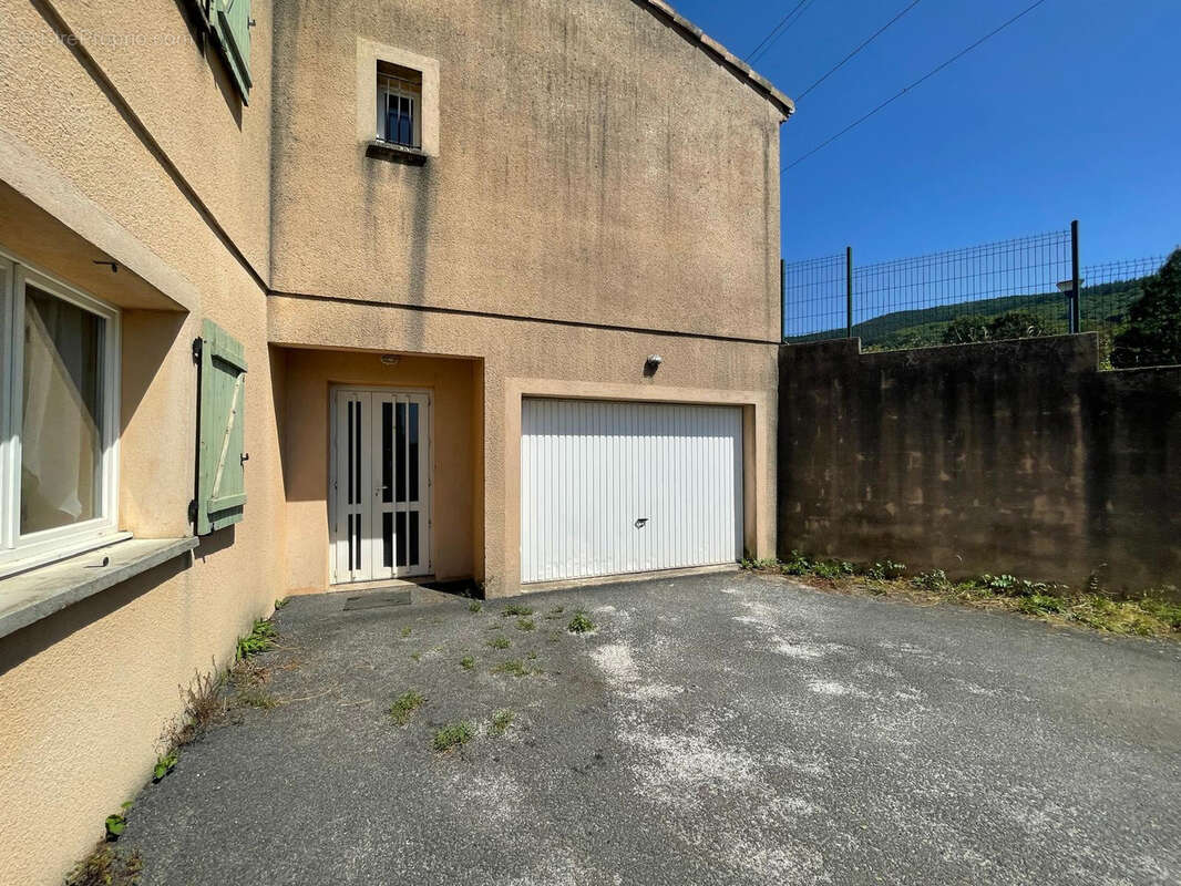 Maison à SAUVETERRE