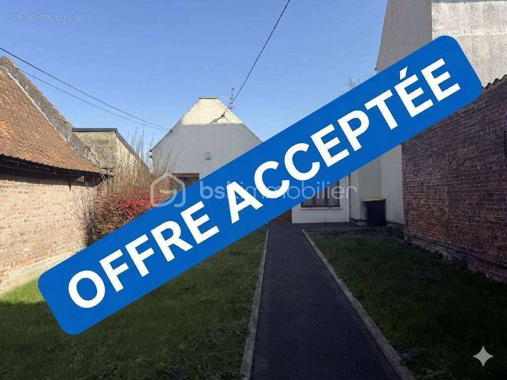 Maison à OSTRICOURT
