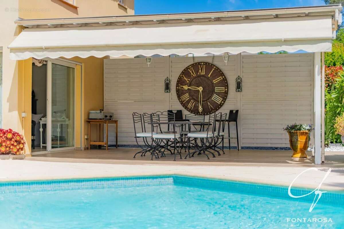 Maison à SAINT-RAPHAEL