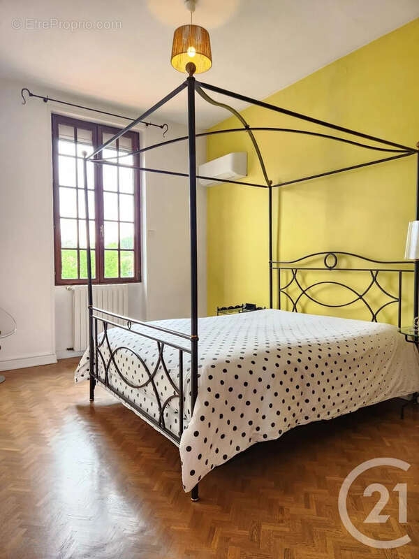 Maison à VAULX-EN-VELIN