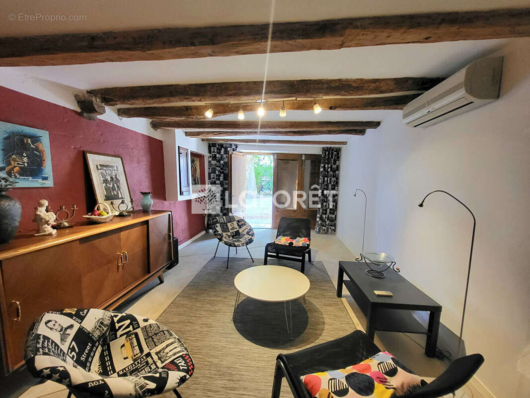 Maison à L'ISLE-SUR-LA-SORGUE