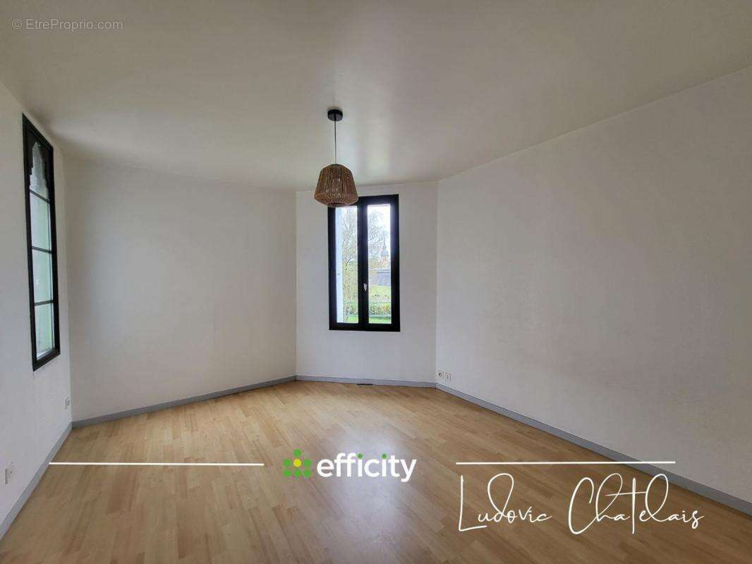 Appartement à SAINT-MEEN-LE-GRAND