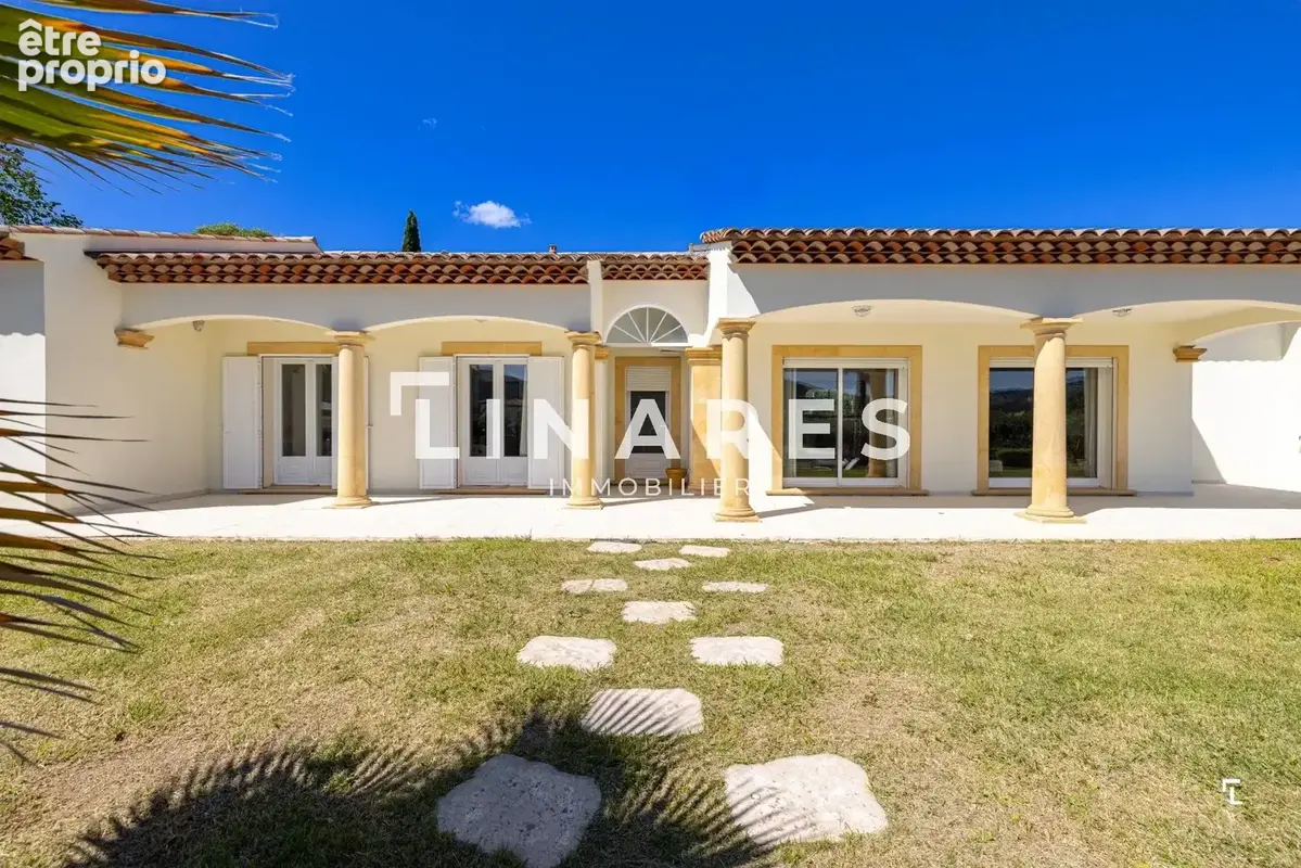 L'OASIS - Villa T5 de 250m² - Piscine - Terrain de 4000m² - 13400/13011 - photo 22