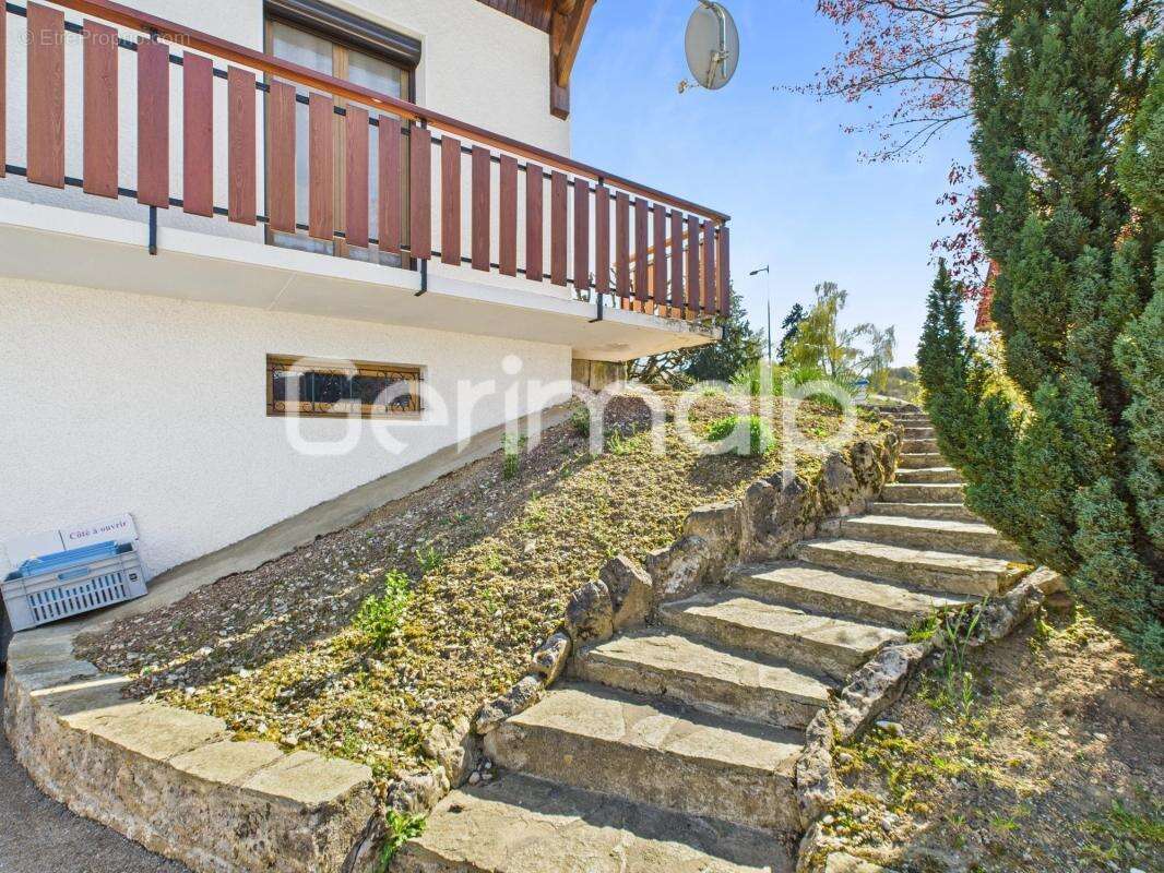 Maison à ALBY-SUR-CHERAN