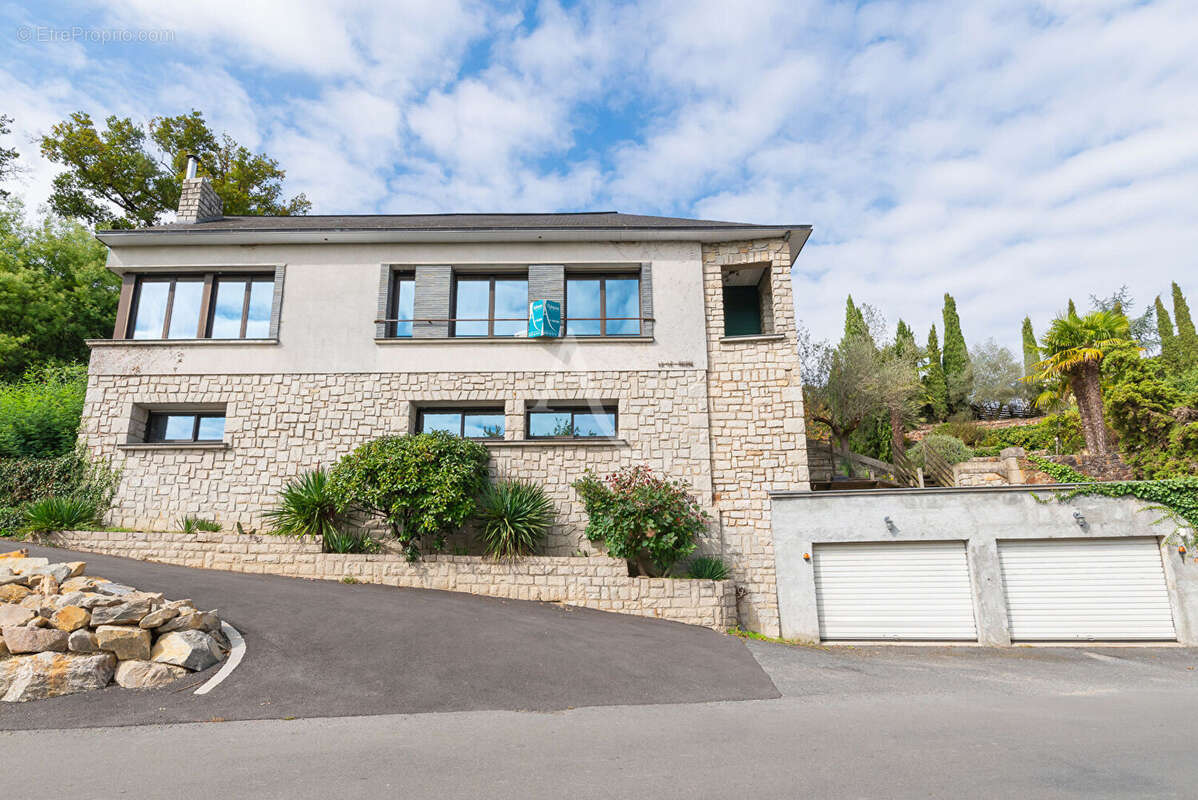 Maison à CHATEAU-GONTIER