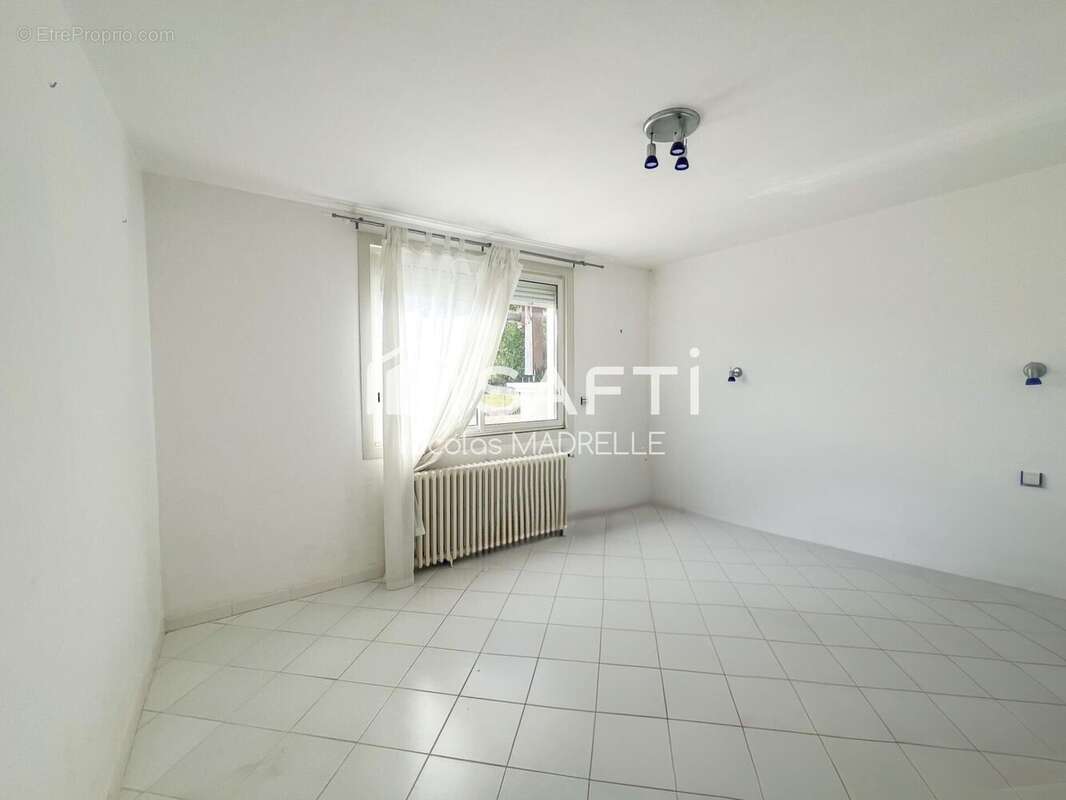 Photo 5 - Maison à AMBARES-ET-LAGRAVE