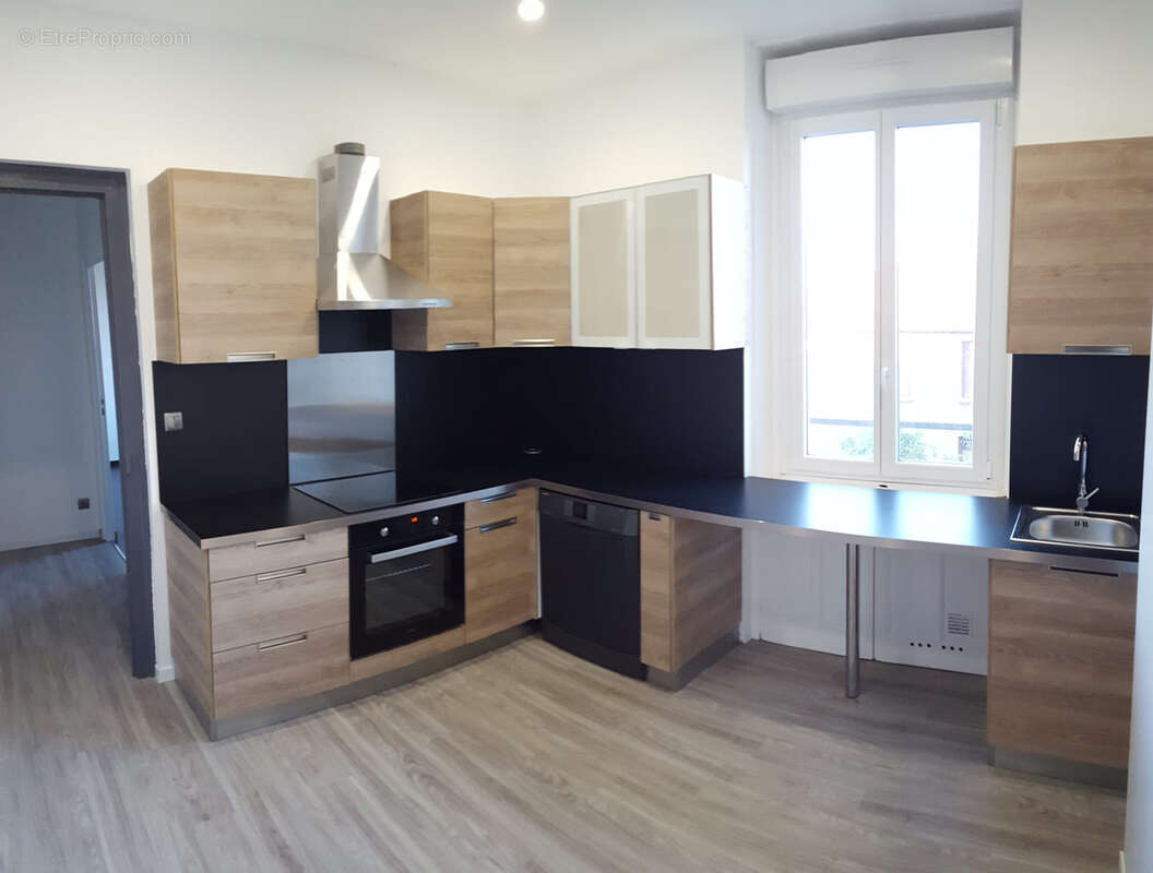 Appartement à SAINT-ETIENNE