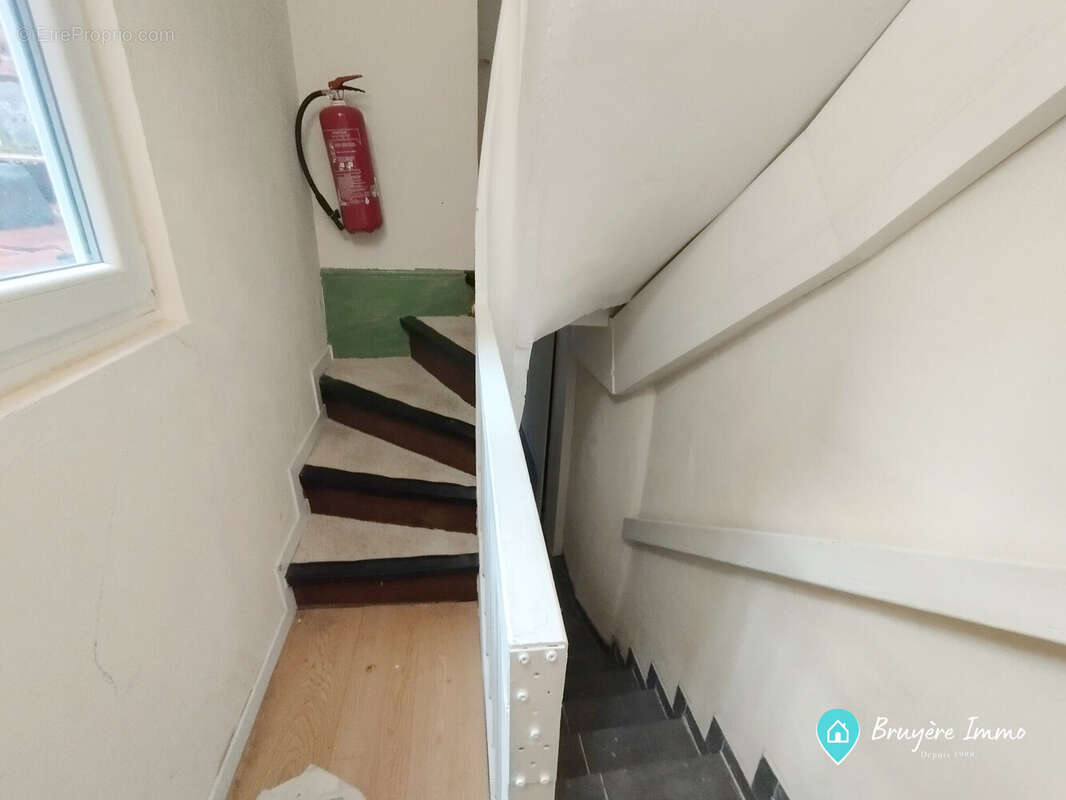 Appartement à AVESNES-SUR-HELPE