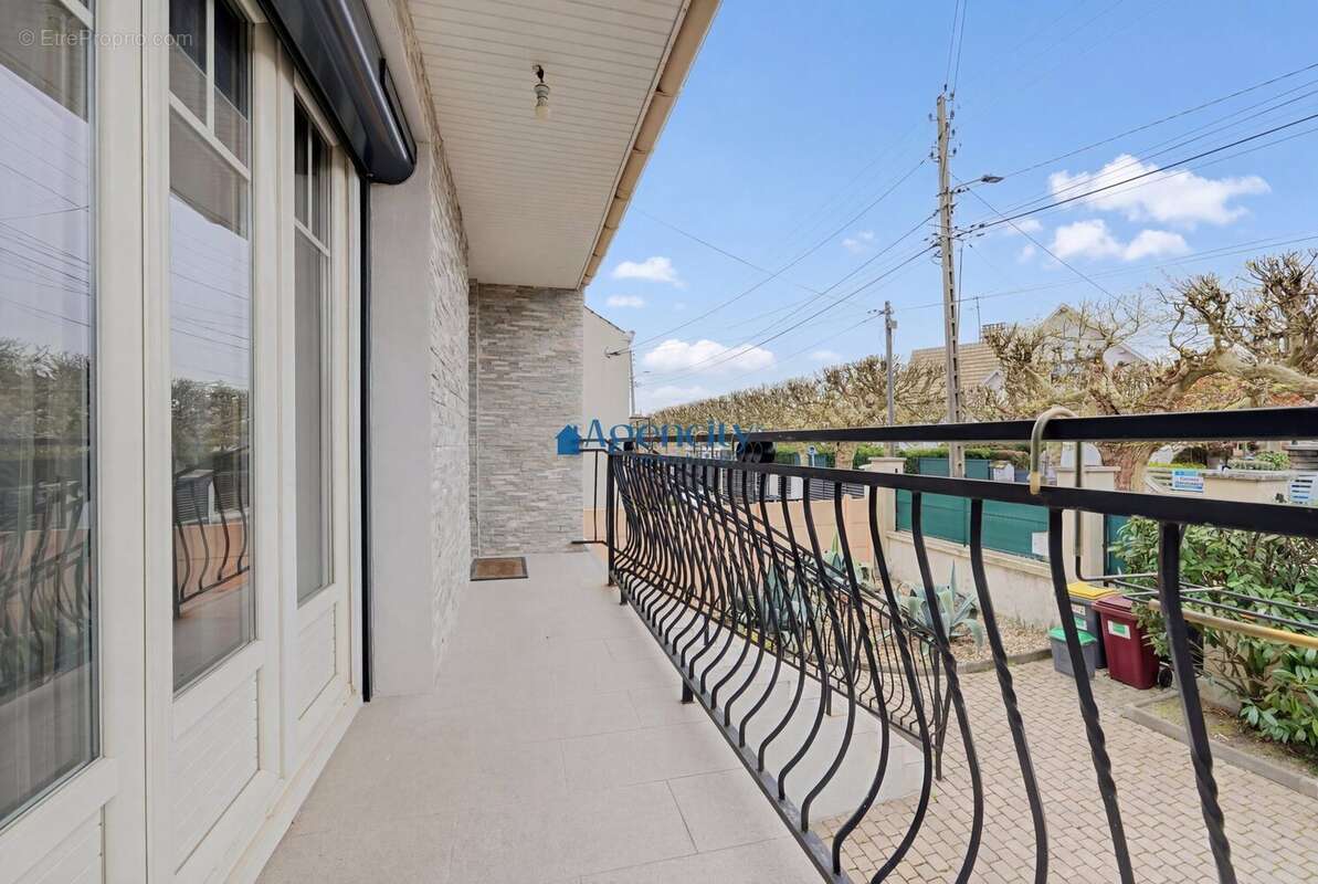 Maison à GOURNAY-SUR-MARNE