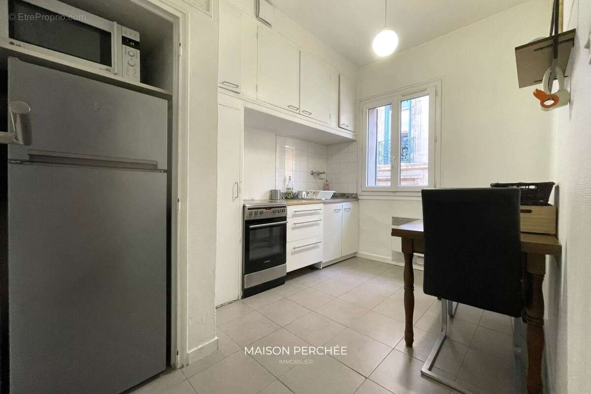 Appartement à MARSEILLE-1E