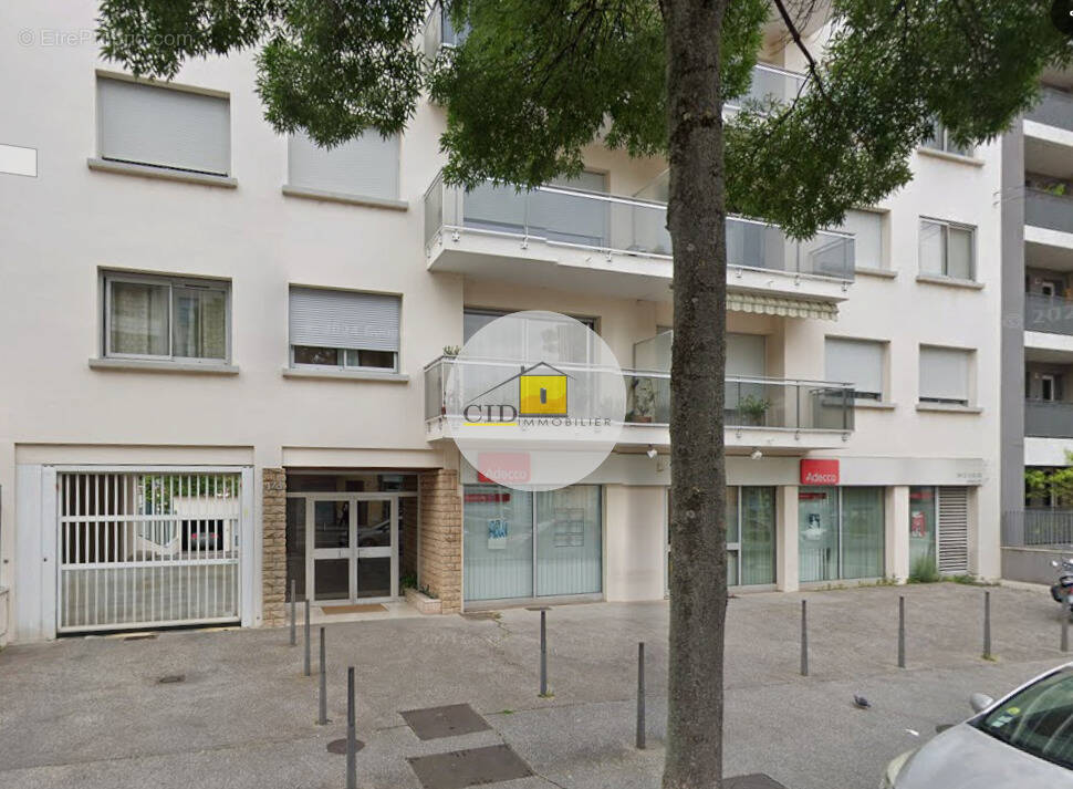 Appartement à BRON