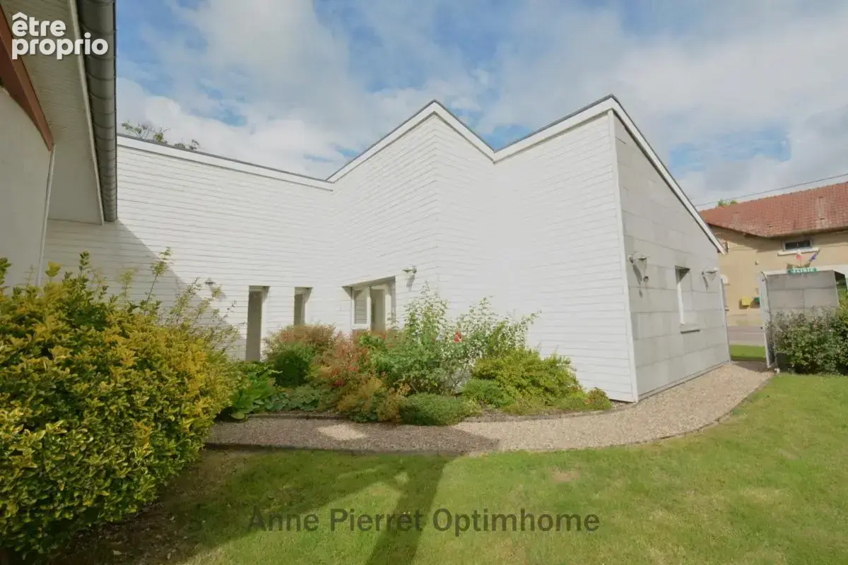 À VENDRE – Grande maison de plain-pied de 224 m² habitable (4 chambres) avec vue exceptionnelle sur forêt et plaine à Vaux-devan - photo 30