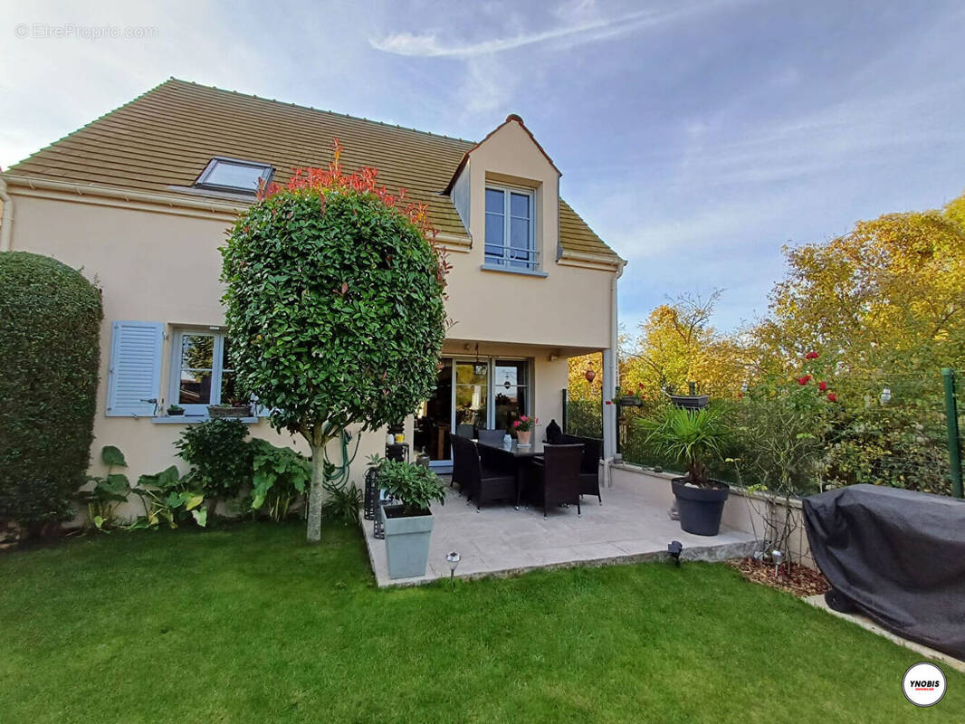 Maison à ECQUEVILLY