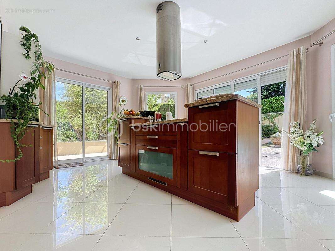 Brunoy propriete familiale piscine - photo 5