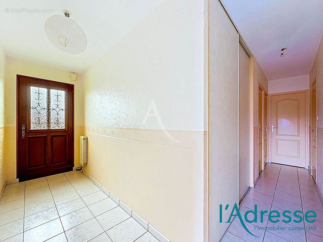 Maison Meslay Du Maine 4 pièce 87.7 m2 - photo 3