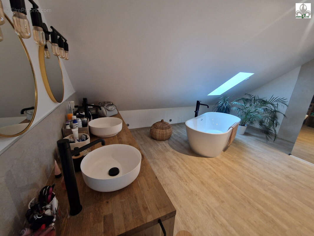 Maison à COMBERTAULT