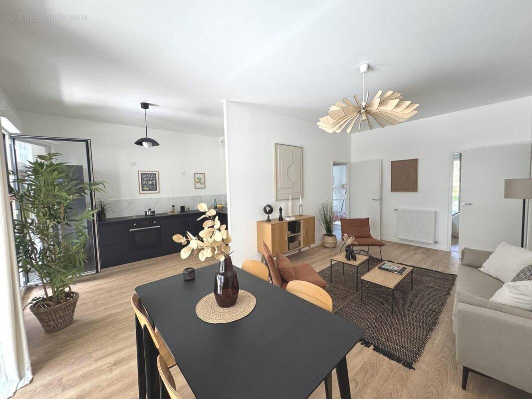 Appartement à BORDEAUX