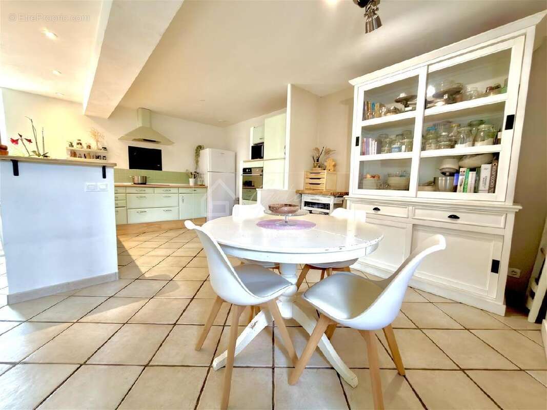 Maison à MILLY-LA-FORET