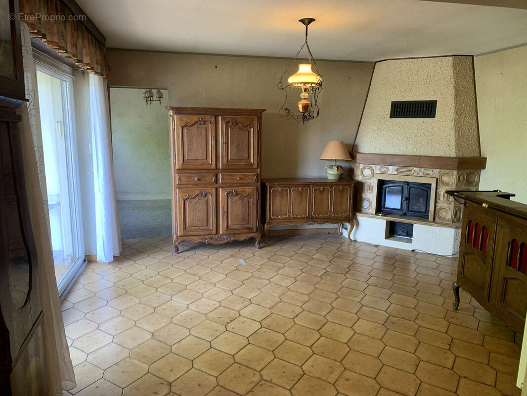 Maison à MONT-SUR-MEURTHE