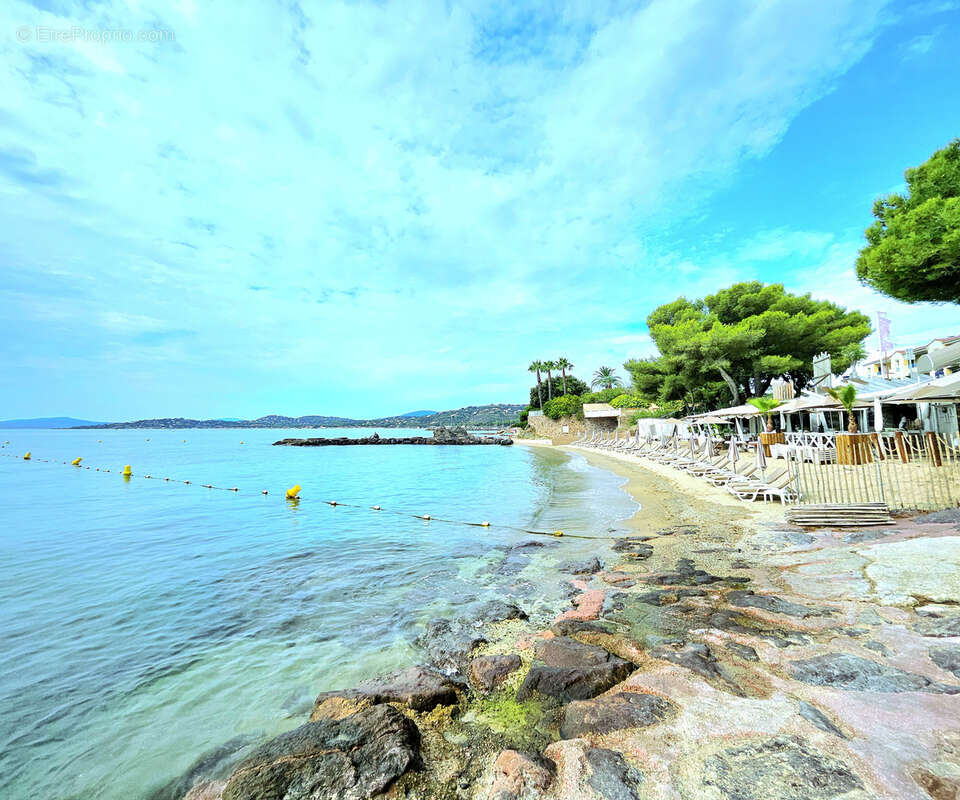 Maison à ROQUEBRUNE-SUR-ARGENS