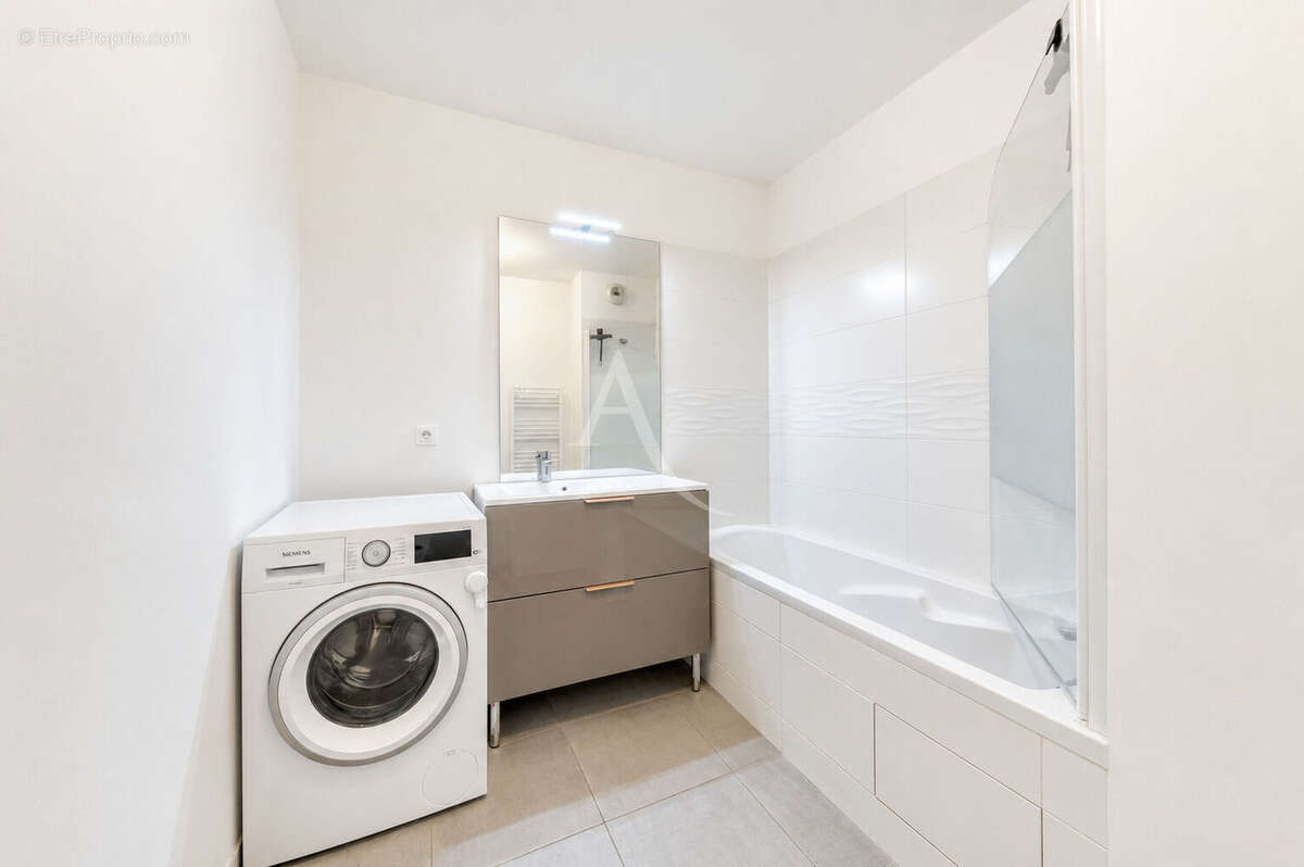 Appartement à SAINT-MAUR-DES-FOSSES