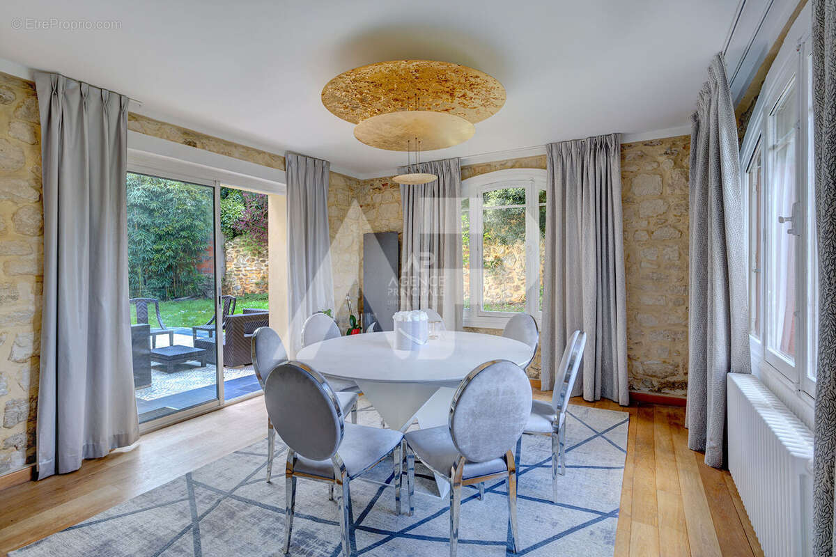 Maison à SEVRES