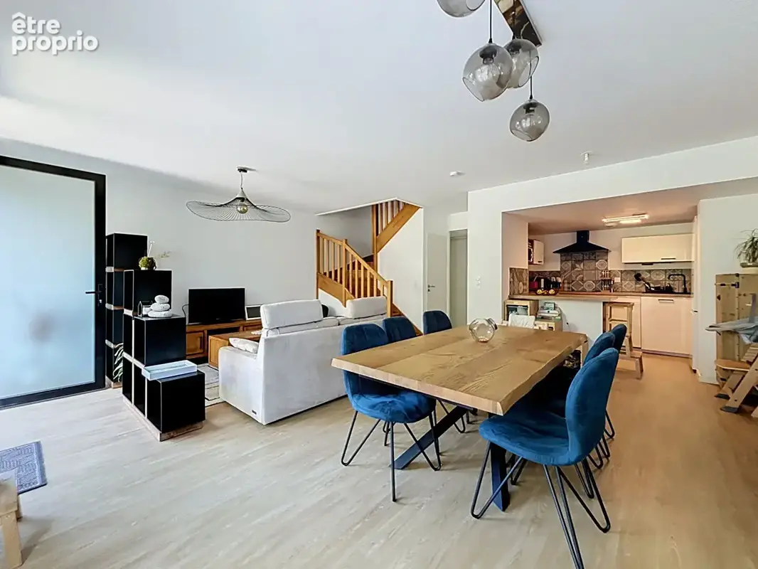5 pièces - à vendre - duplex -  4 chambres - jardin -2 terrasses - récent - La Courrouze - photo 4