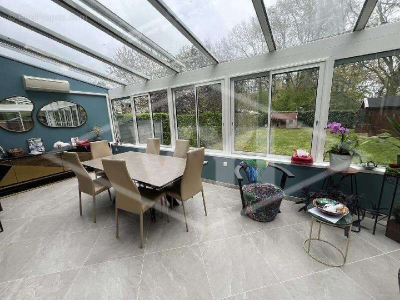 Maison à COMBS-LA-VILLE