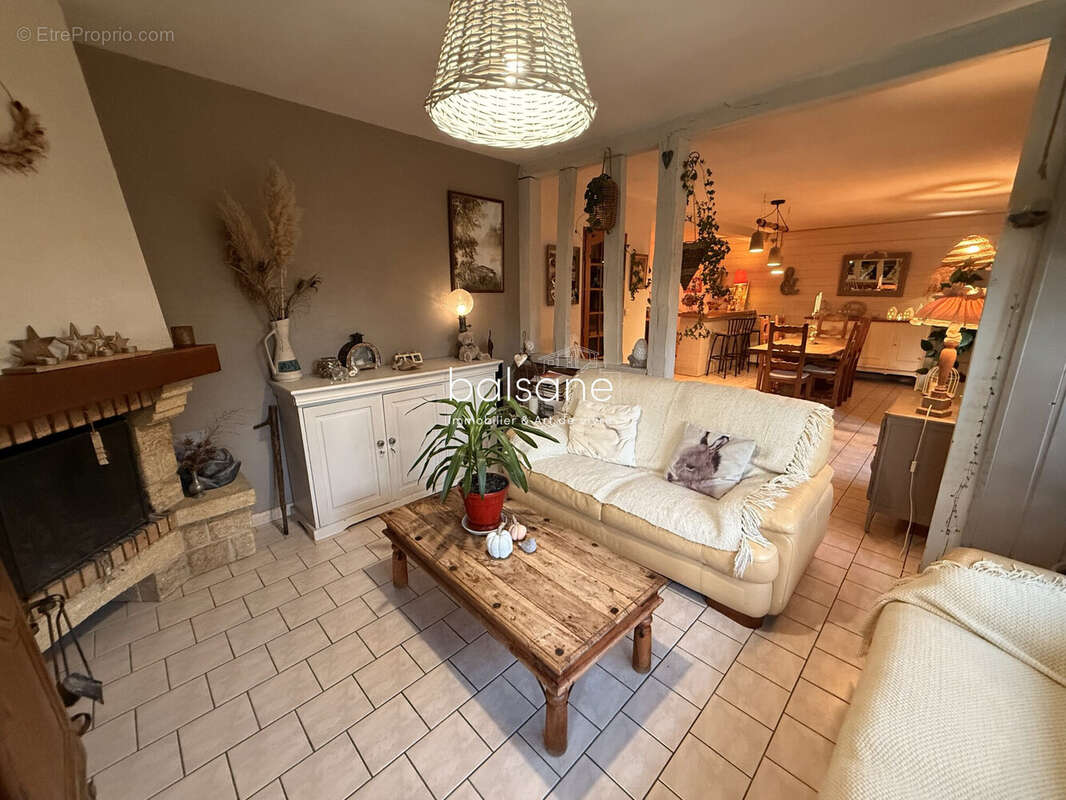 Maison à VOISCREVILLE