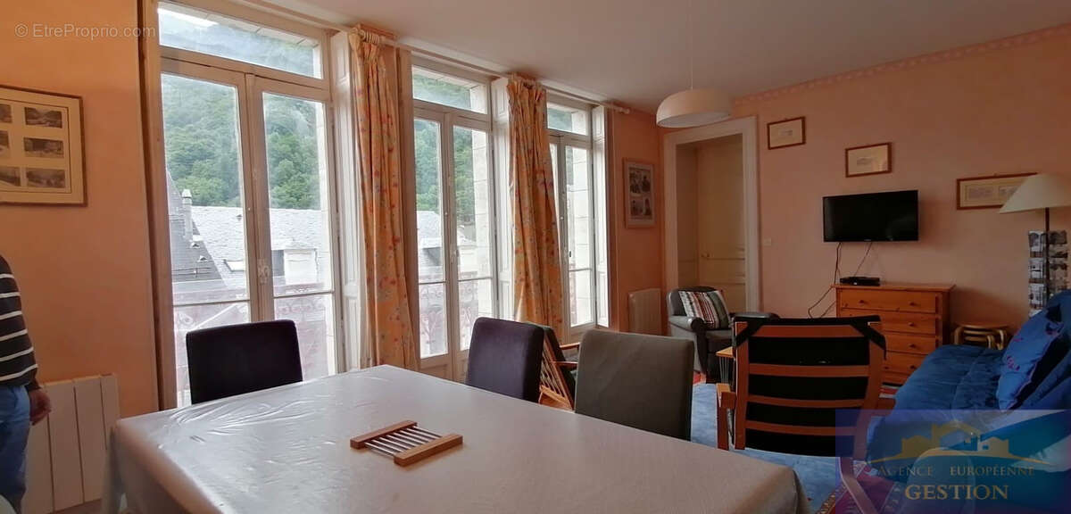 Appartement à CAUTERETS