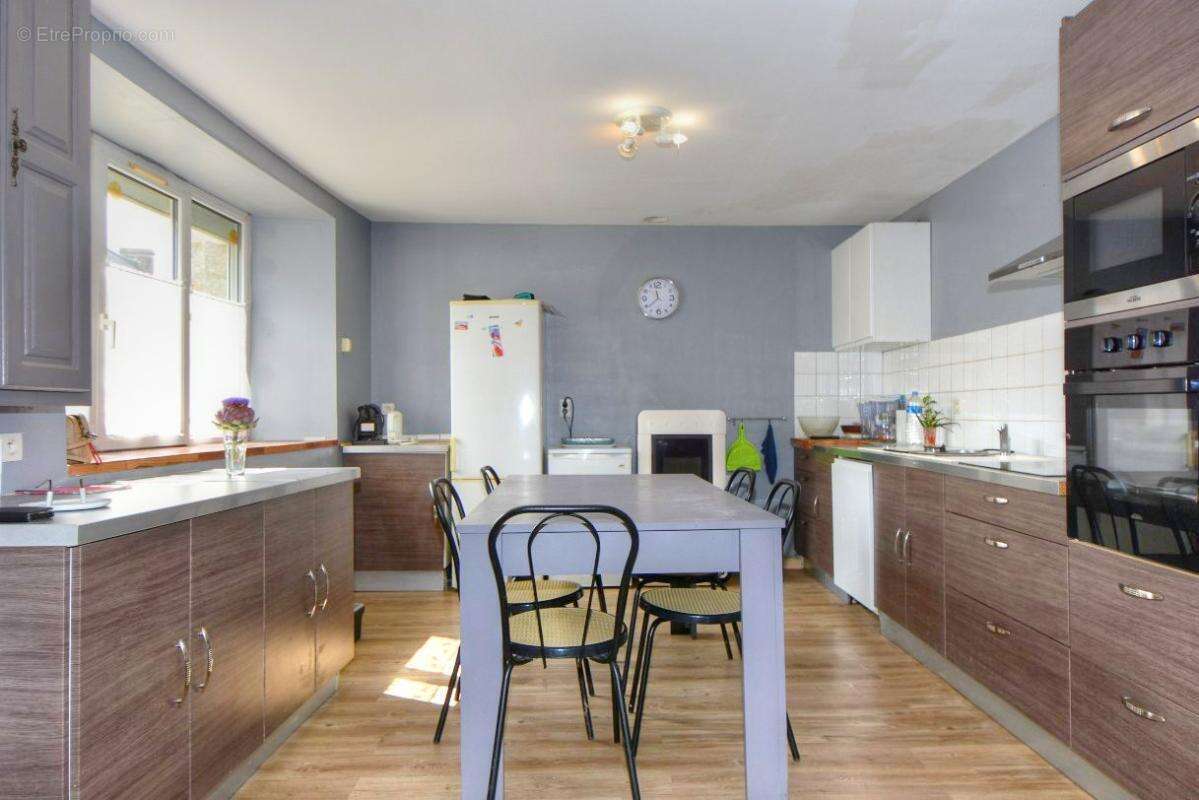Maison 2 chambres, 74 m2, pompe à chaleur et panneaux photovoltaïques - photo 2