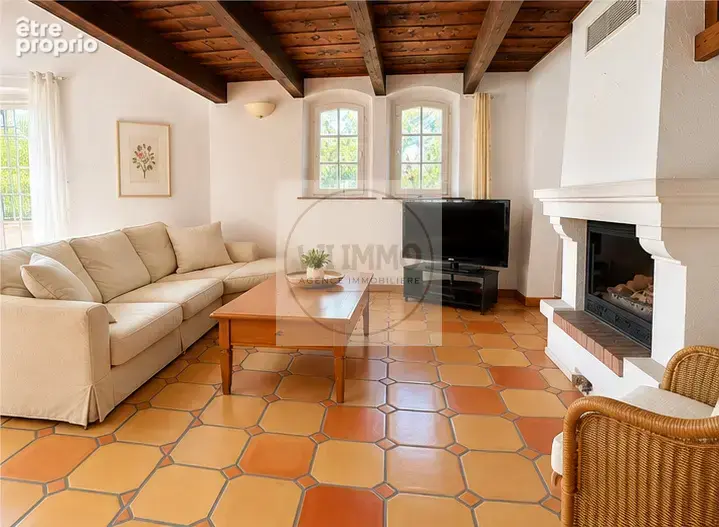 Magnifique Villa avec piscine sur 16000 m2 avec vue imprenable !! - photo 16