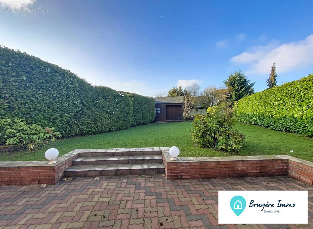 Maison à AULNOYE-AYMERIES