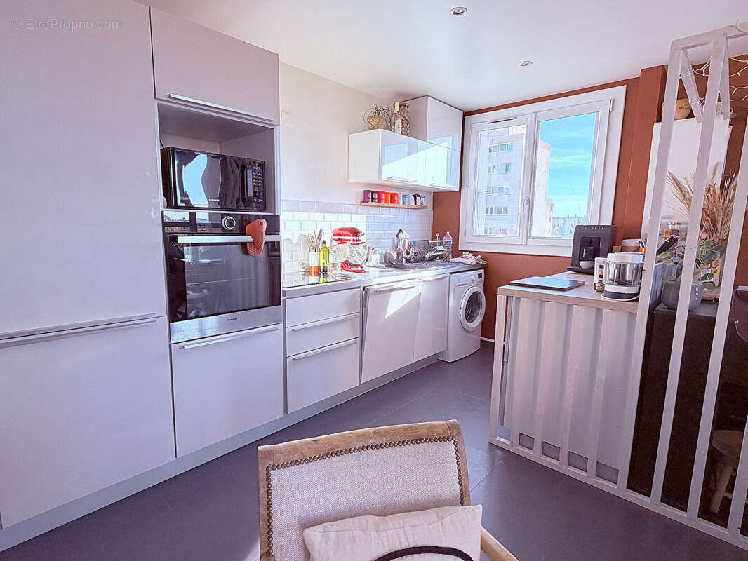 Appartement à MONTIGNY-LE-BRETONNEUX