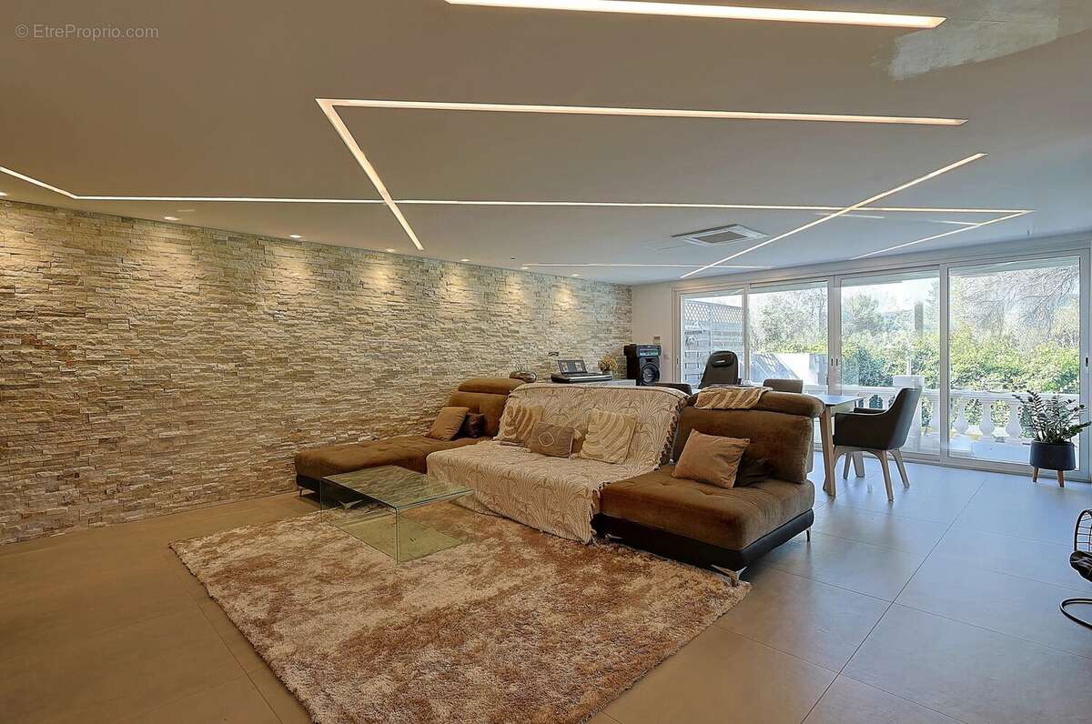 Maison à ANTIBES