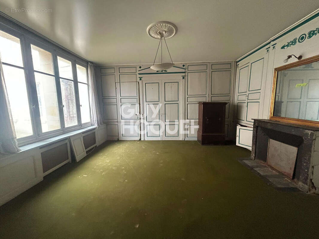 Appartement à COMPIEGNE