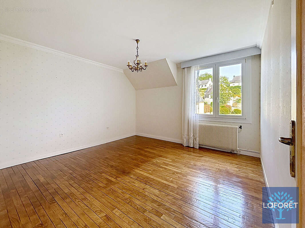 Maison Elliant 7 pièce(s) 102 m2 - photo 8
