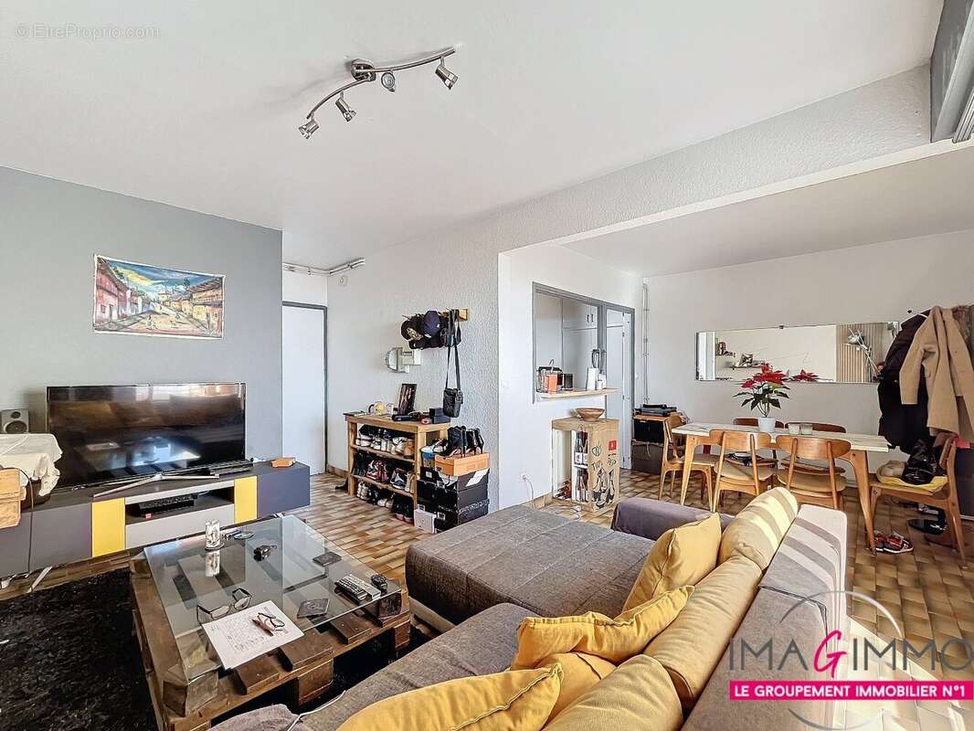 Appartement à CANDILLARGUES