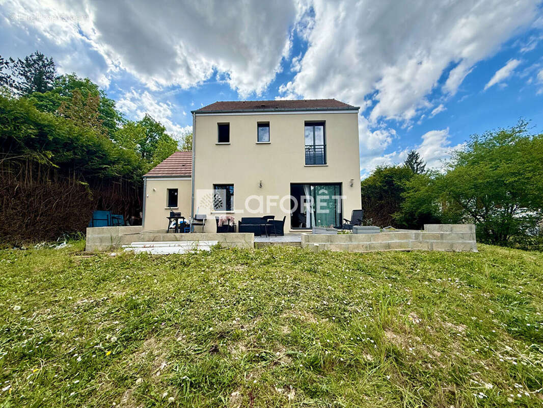 Maison à MILLY-LA-FORET