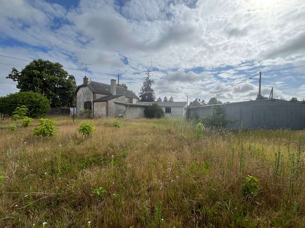 Maison à AUBIGNY-SUR-NERE