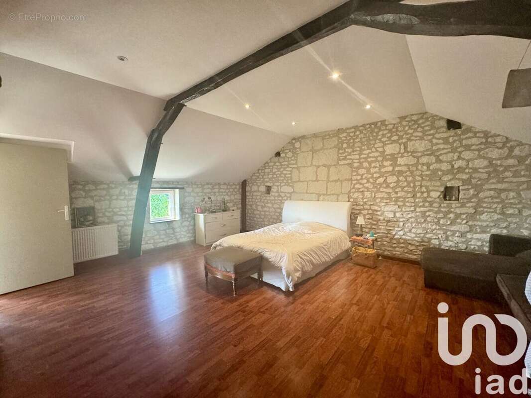 Photo 4 - Maison à LUZE