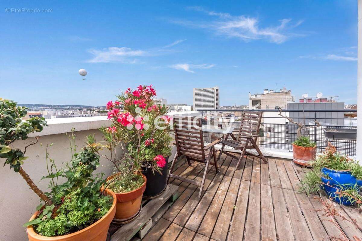Appartement à PARIS-15E
